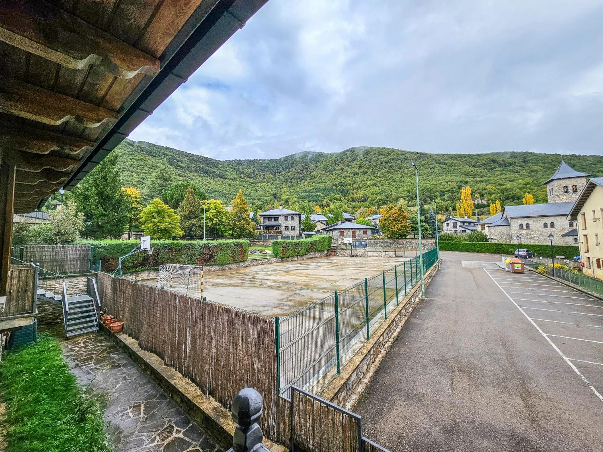 Apartamentos Gavin Biescas 3000 外观 照片