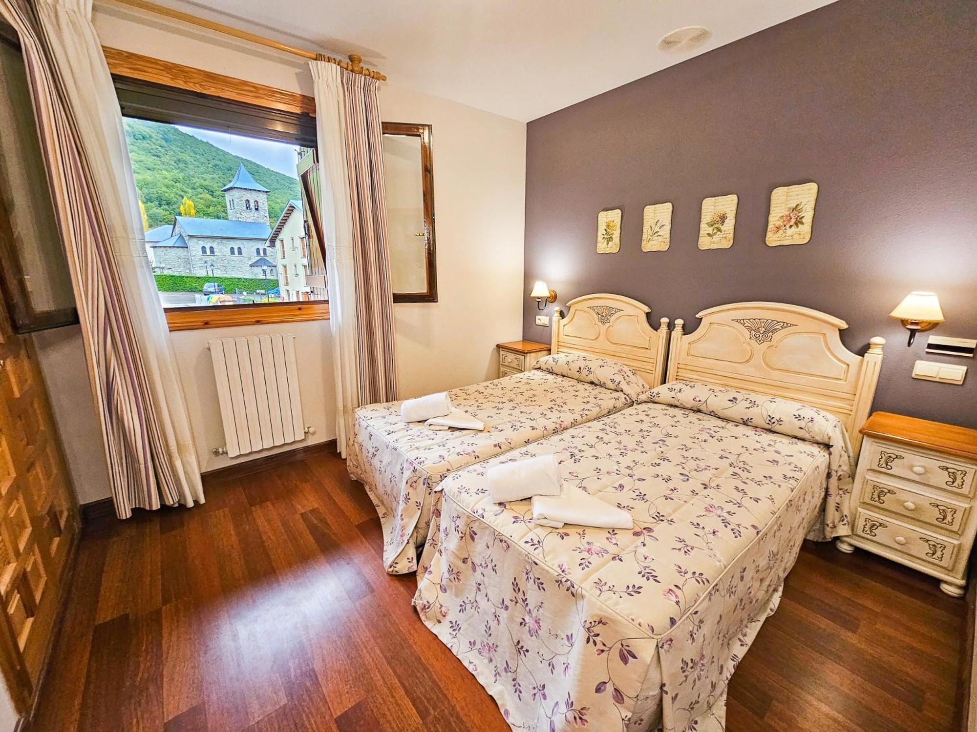 Apartamentos Gavin Biescas 3000 外观 照片